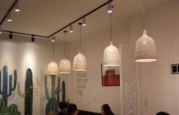 Đèn trang trí quán café