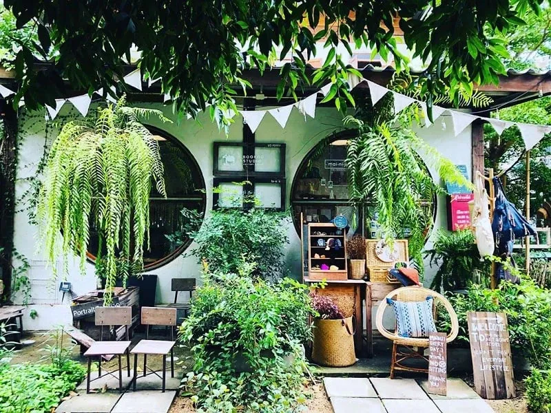 Thi công quán cafe sân vườn